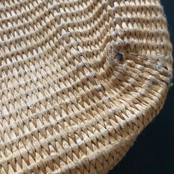 Michael Kors Summer Clutch - Picture 3 of 5